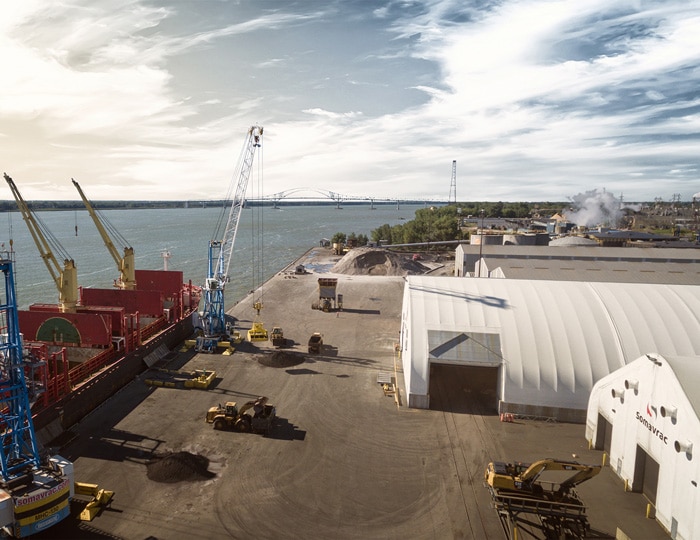 Solutions d’arrimage clés en main, chargement et déchargement de bateaux, Groupe Somavrac