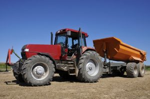 Magri-1000, pneus tracteur, pneus véhicule de déneigement, augmente le poids, abaisse centre de gravité, améliore traction, lestage de pneus, Somavrac C.C